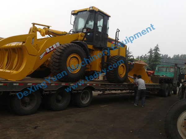 c鿴ԔϢ}Large loader transport xΔ(sh)1515